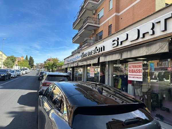 negozio in vendita a Roma