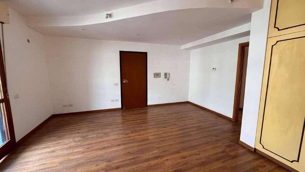 appartamento in vendita a Roma in zona Acilia