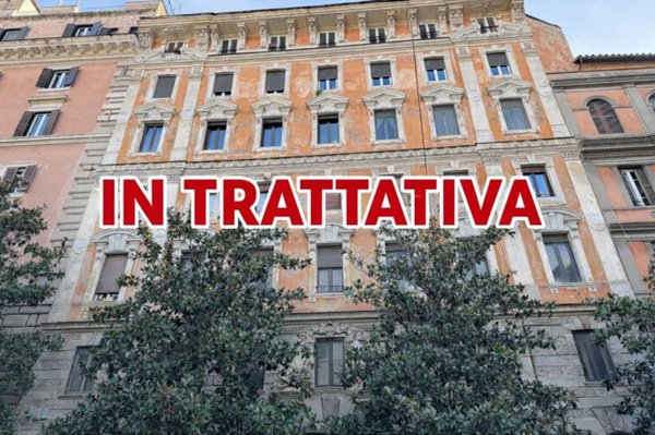 appartamento in vendita a Roma in zona Rione Monti/Campitelli
