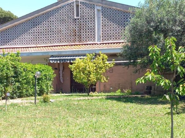 casa indipendente in vendita a Roma in zona La Giustiniana