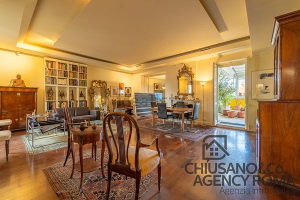 appartamento in vendita a Roma in zona Campo Marzio