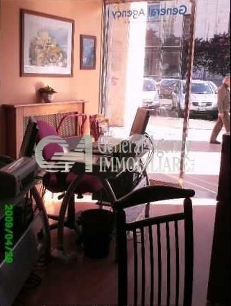 locale commerciale in vendita a Roma in zona Don Bosco