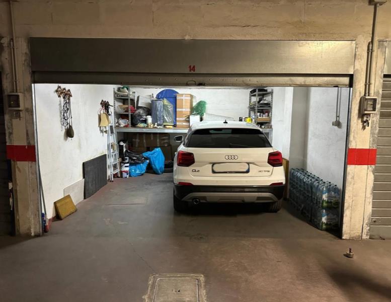 casa indipendente in vendita a Roma in zona Tuscolano