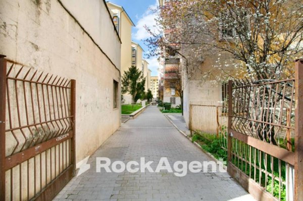 appartamento in vendita a Roma in zona Don Bosco