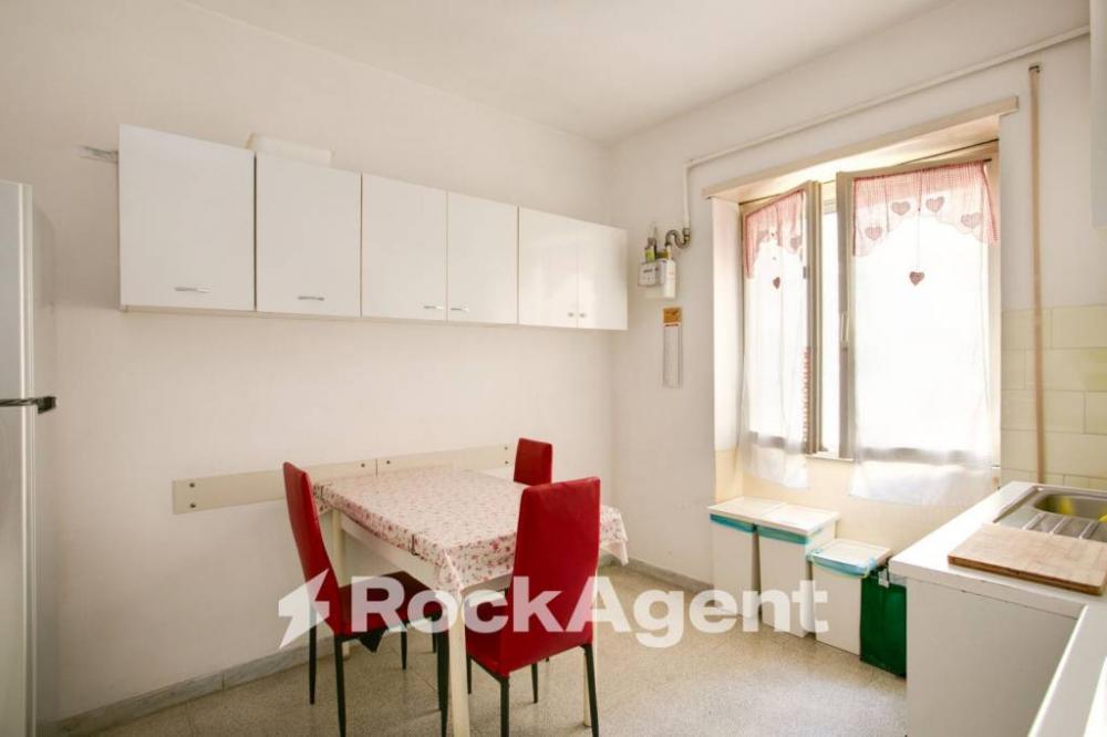 appartamento in vendita a Roma in zona Don Bosco