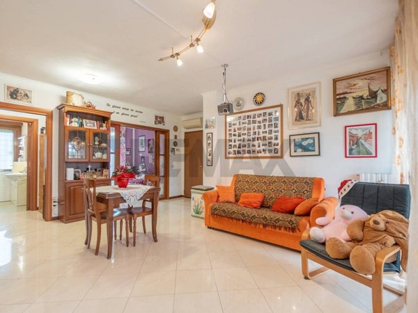 appartamento in vendita a Roma in zona Dragoncello