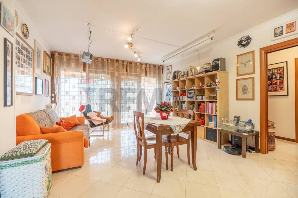 appartamento in vendita a Roma in zona Dragoncello