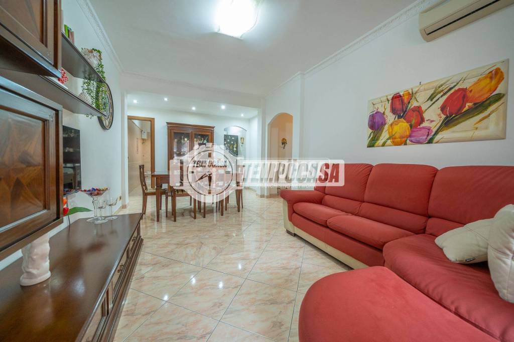 appartamento in vendita a Roma in zona Tuscolano