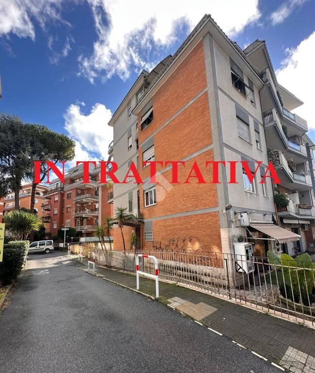 appartamento in vendita a Roma in zona Aurelio