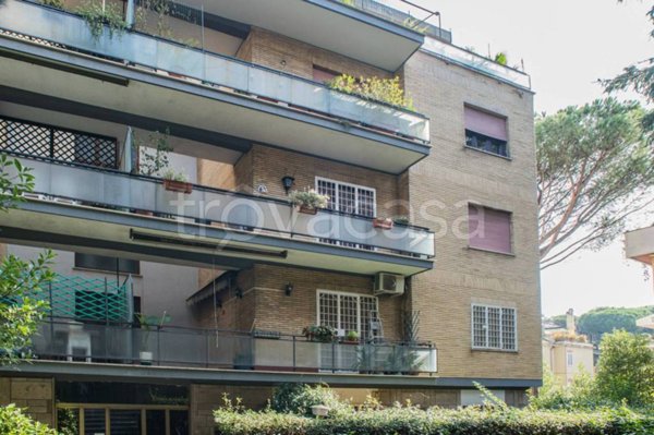 appartamento in vendita a Roma in zona Tor di Quinto