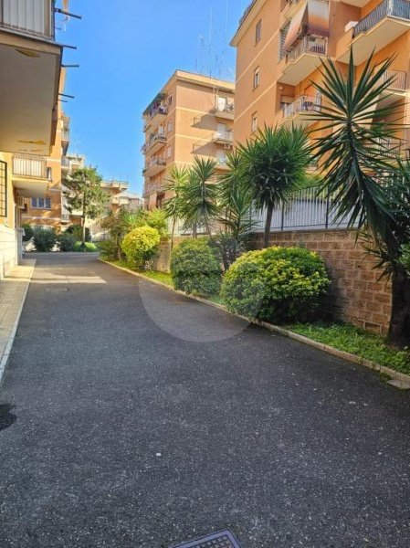 appartamento in vendita a Roma in zona Ponte Mammolo