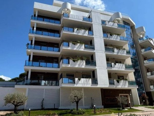 appartamento in vendita a Roma in zona Ardeatino