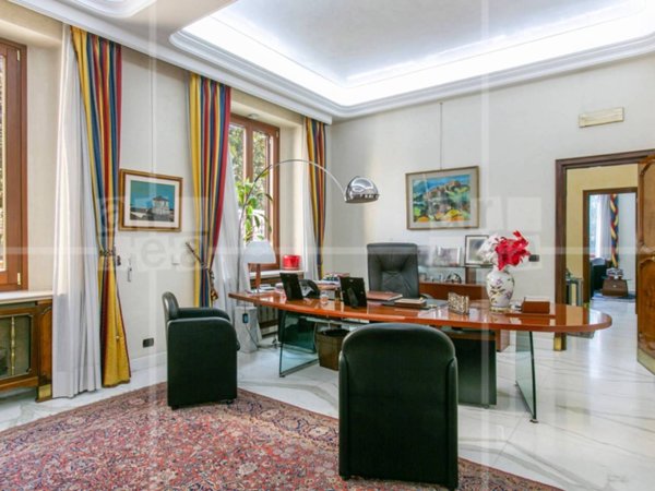 appartamento in vendita a Roma in zona Ludovisi/Sallustiano