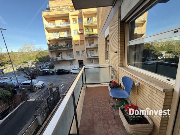 appartamento in vendita a Roma in zona Tor di Quinto
