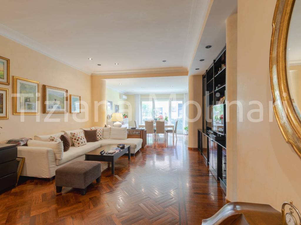 casa indipendente in vendita a Roma in zona Axa