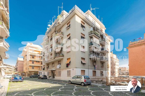 negozio in vendita a Roma in zona Gianicolense