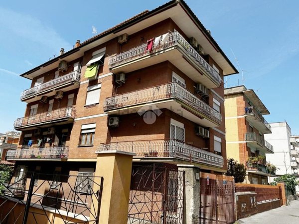 appartamento in vendita a Roma in zona Prenestino-Centocelle