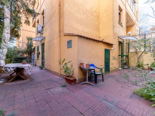 appartamento in vendita a Roma in zona Gianicolense