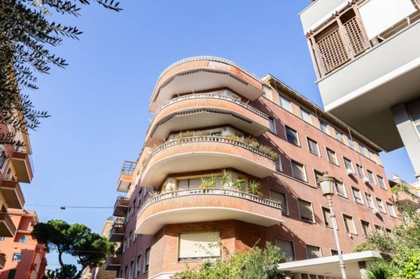 appartamento in vendita a Roma in zona Nomentano