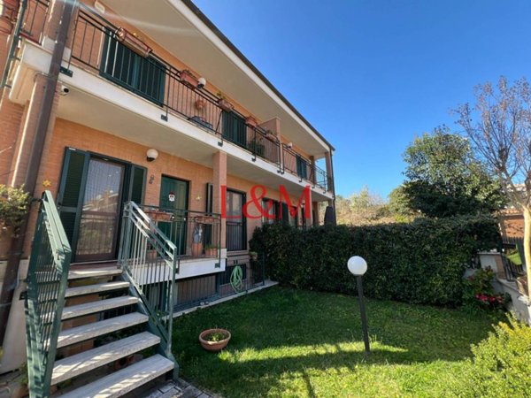 casa indipendente in vendita a Roma in zona Casalotti