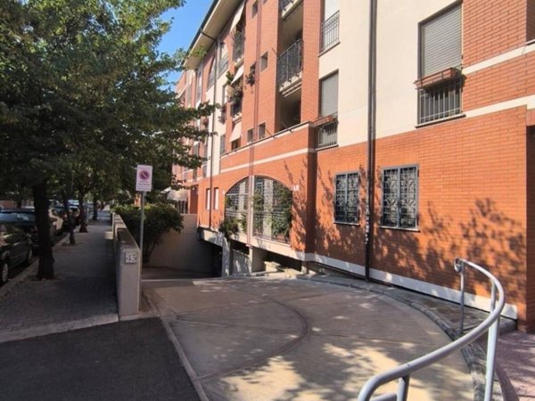 negozio in vendita a Roma in zona Osteria del Curato