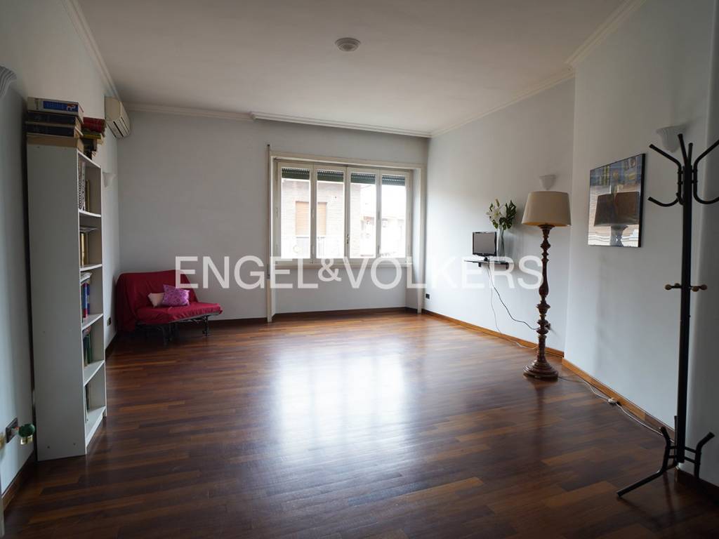 appartamento in vendita a Roma in zona Monte Sacro/Talenti