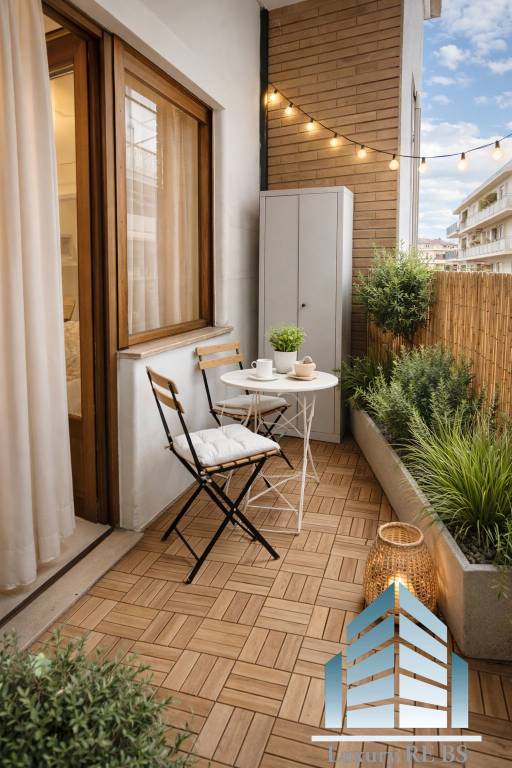 appartamento in vendita a Roma in zona Tuscolano