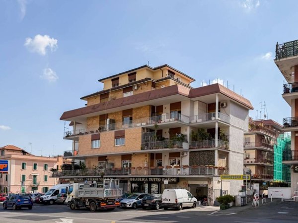 appartamento in vendita a Roma in zona Gianicolense