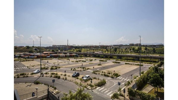 appartamento in vendita a Roma in zona Ponte di Nona