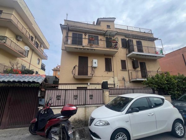 appartamento in vendita a Roma in zona Prima Porta
