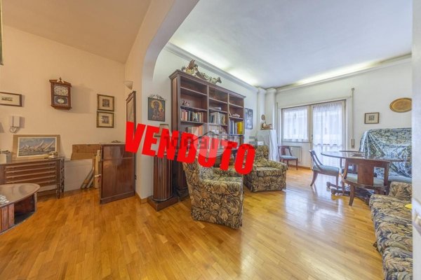 appartamento in vendita a Roma in zona Tuscolano