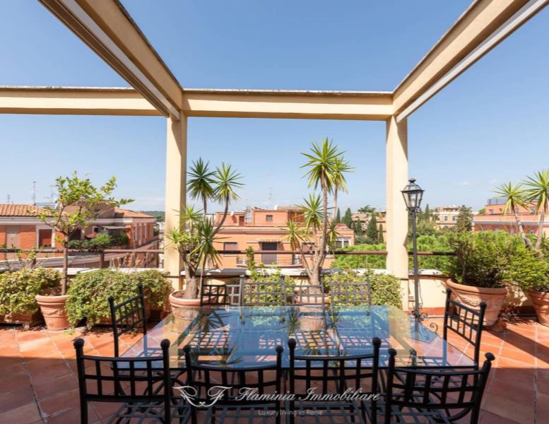 appartamento in vendita a Roma in zona Pinciano