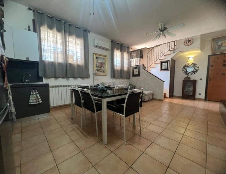 appartamento in vendita a Roma in zona Casalotti