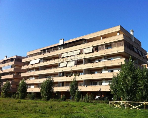 appartamento in vendita a Roma in zona Ponte di Nona