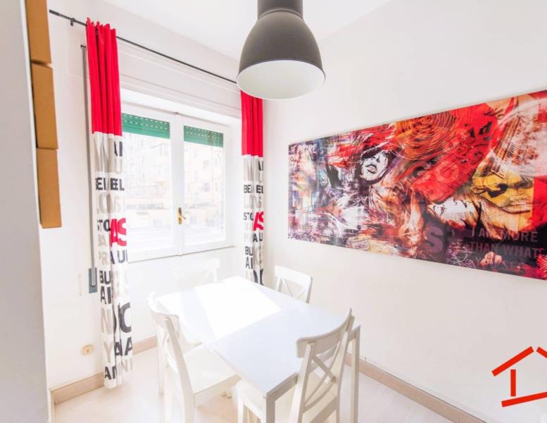 appartamento in vendita a Roma in zona Ostiense