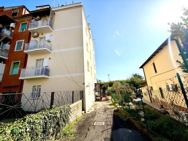 appartamento in vendita a Roma in zona Alessandrino