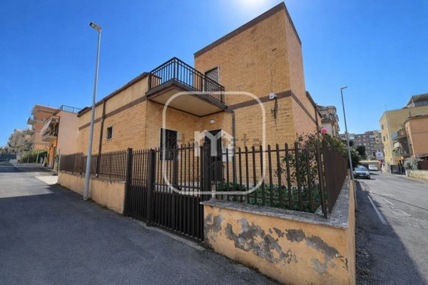 casa indipendente in vendita a Roma in zona Tor Vergata/Torrenova
