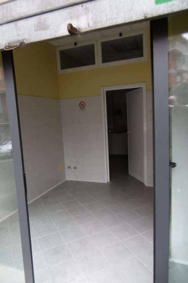 locale commerciale in vendita a Roma in zona Gianicolense