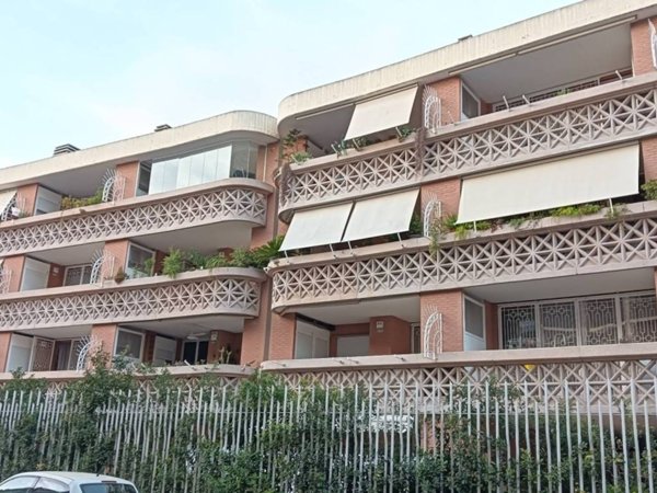 appartamento in vendita a Roma in zona EUR