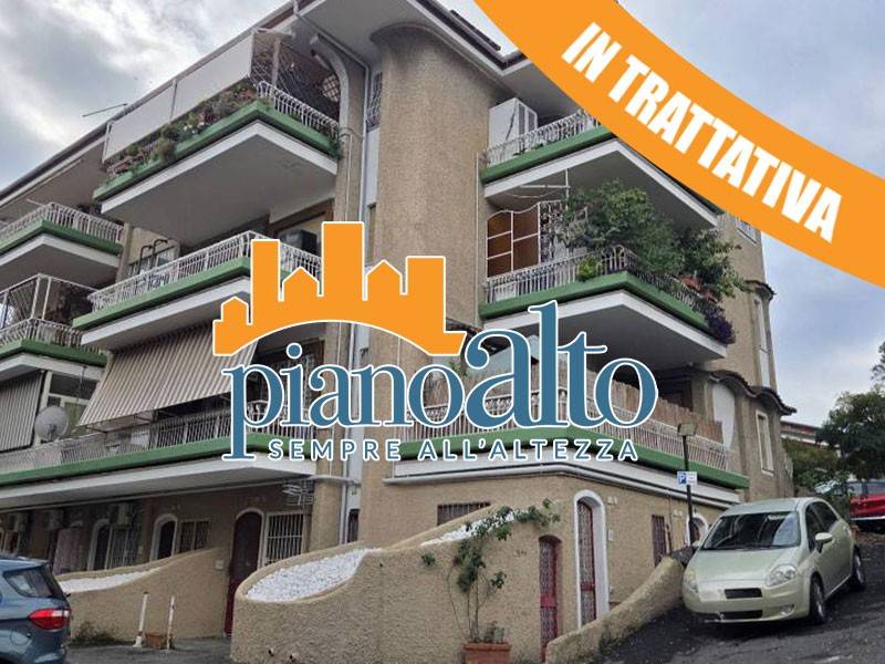 appartamento in vendita a Roma in zona Tomba di Nerone