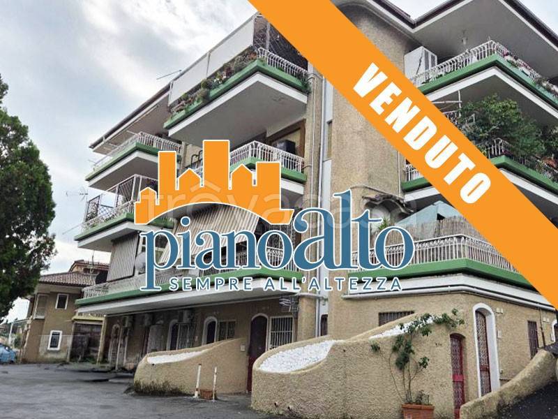 appartamento in vendita a Roma in zona Tomba di Nerone