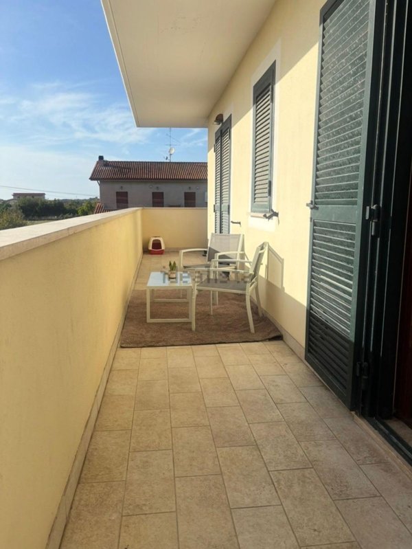 appartamento in vendita a Roma in zona Piana del Sole