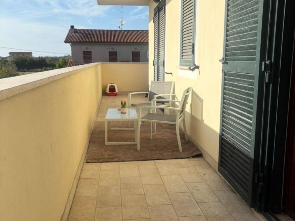 appartamento in vendita a Roma in zona Piana del Sole