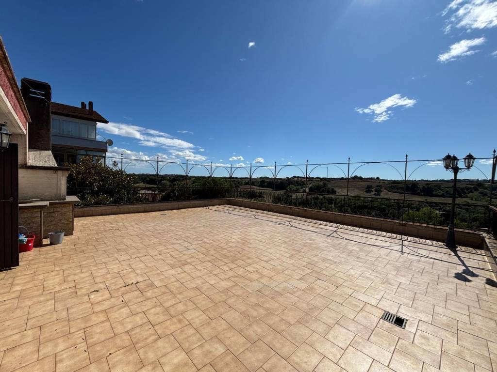 casa indipendente in vendita a Roma in zona Tor di Quinto