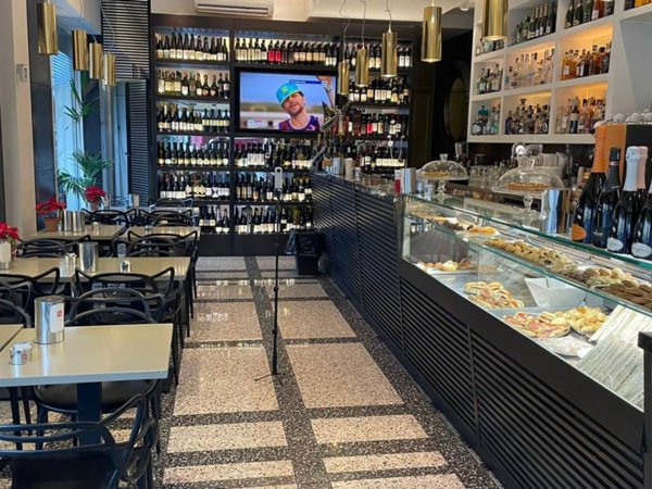 negozio in vendita a Roma in zona Pietralata