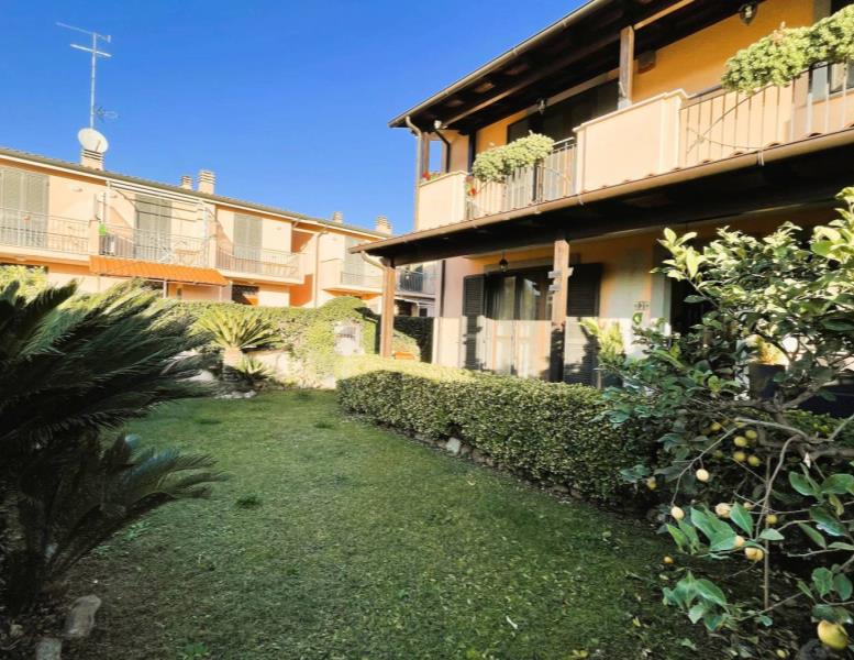 casa indipendente in vendita a Roma in zona Tor Vergata/Torrenova