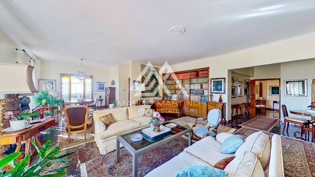 appartamento in vendita a Roma in zona Appio Latino