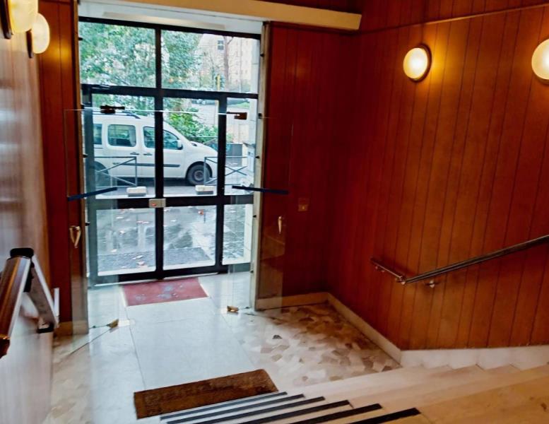 appartamento in vendita a Roma in zona Ostiense