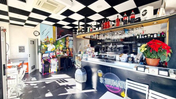 negozio in vendita a Roma in zona Fidene