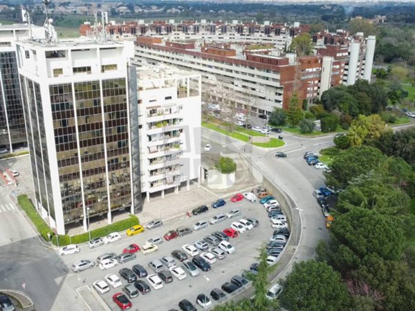 appartamento in vendita a Roma in zona Giuliano Dalmata